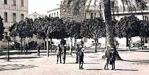 2539- Bone - Place Alexis Lambert et l'Ecole des Soeurs2- 1910